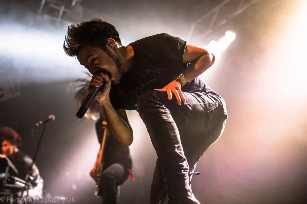 Crossfaith-33