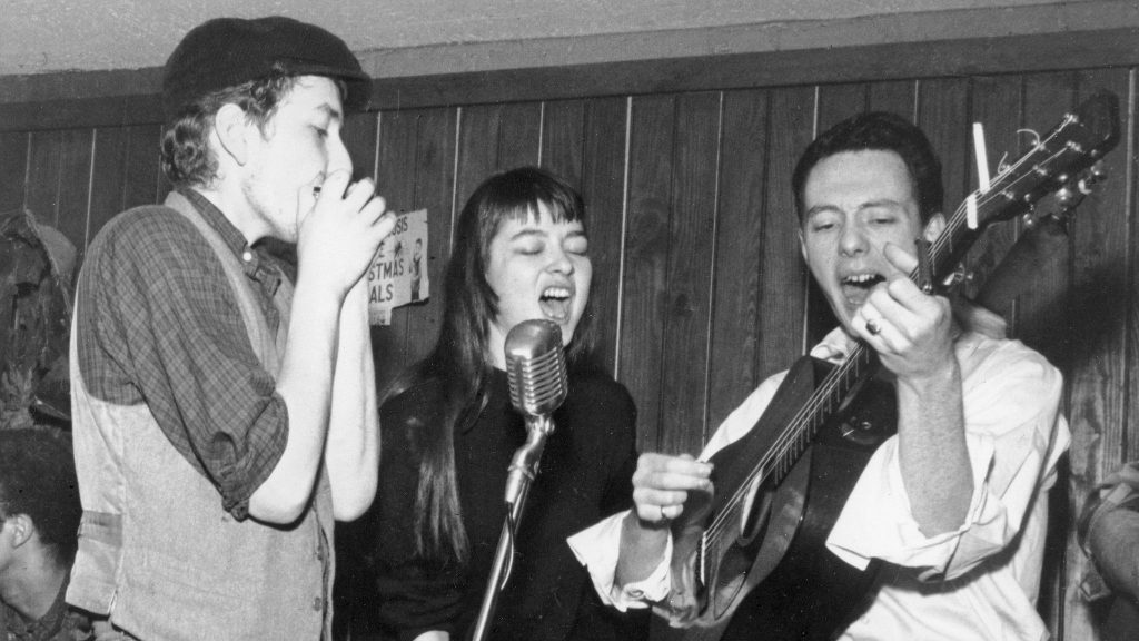 Karen Dalton with Bob Dylan and Fred Neil performing at Café Wah?