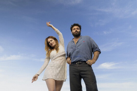 Angus and Julia Stone